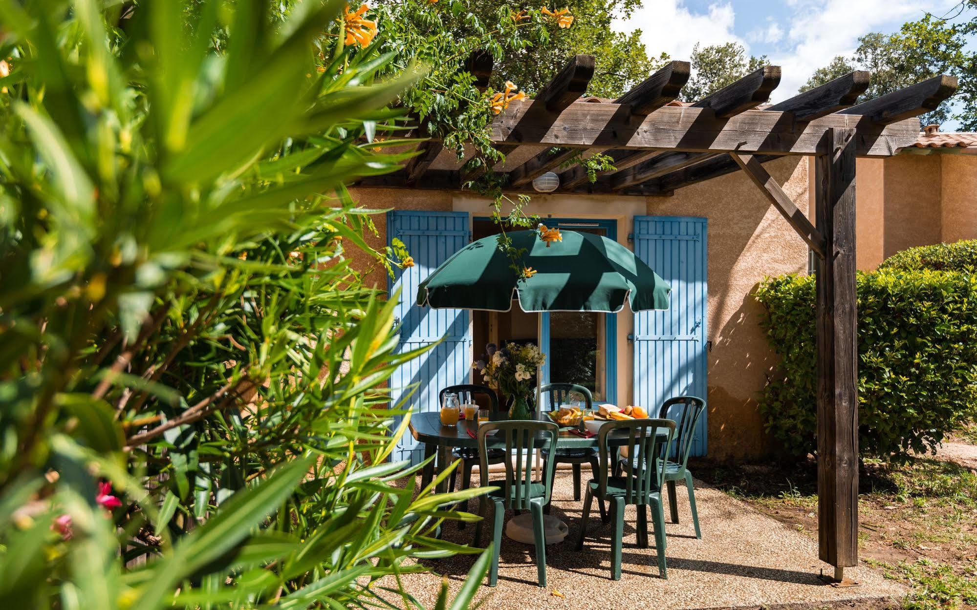 Lagrange Vacances Les Mazets De Gaujac Gaujac  Exterior foto